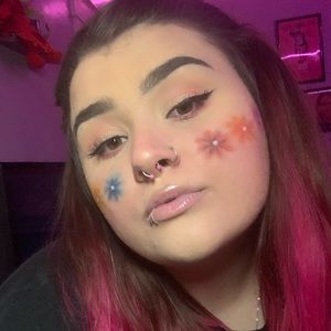 Meet your Posher, Gracey